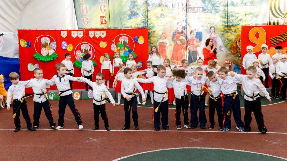 В детском саду «Благовест» состоялся праздничный концерт, посвященный Пасхе и Дню Победы.